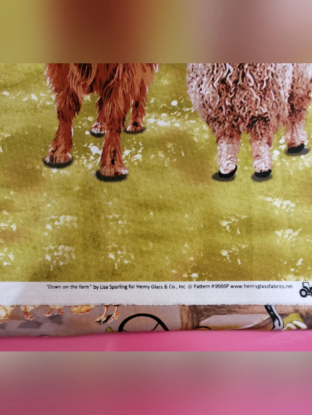 Down On The Farm By Lisa Sparling For Henry Glass & Co #9666P (0682)